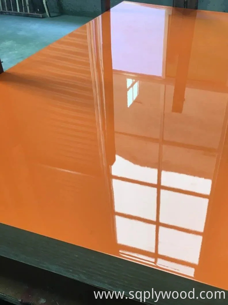 High Quality 15mm/18mm Waterproof UV High Gloss Melamine Veneer Laminated Raw Plain MDF Fiber Board for Furniture and Decoration